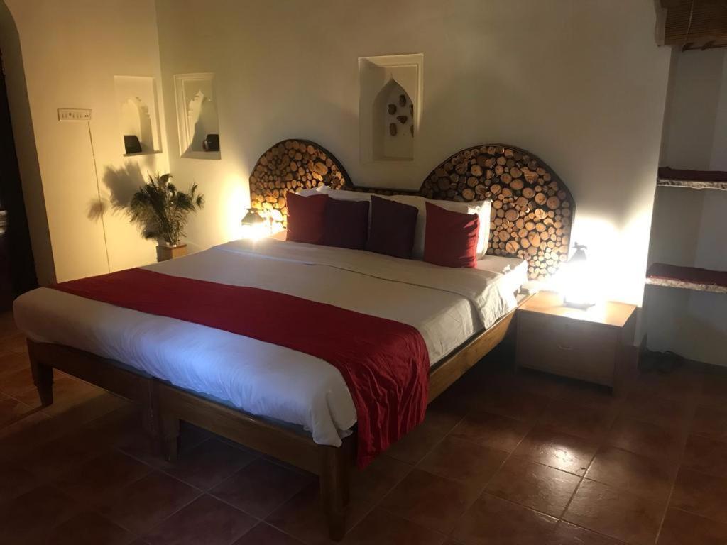 Panchkote Raj Ganges Bed & Breakfast Varanasi Bagian luar foto
