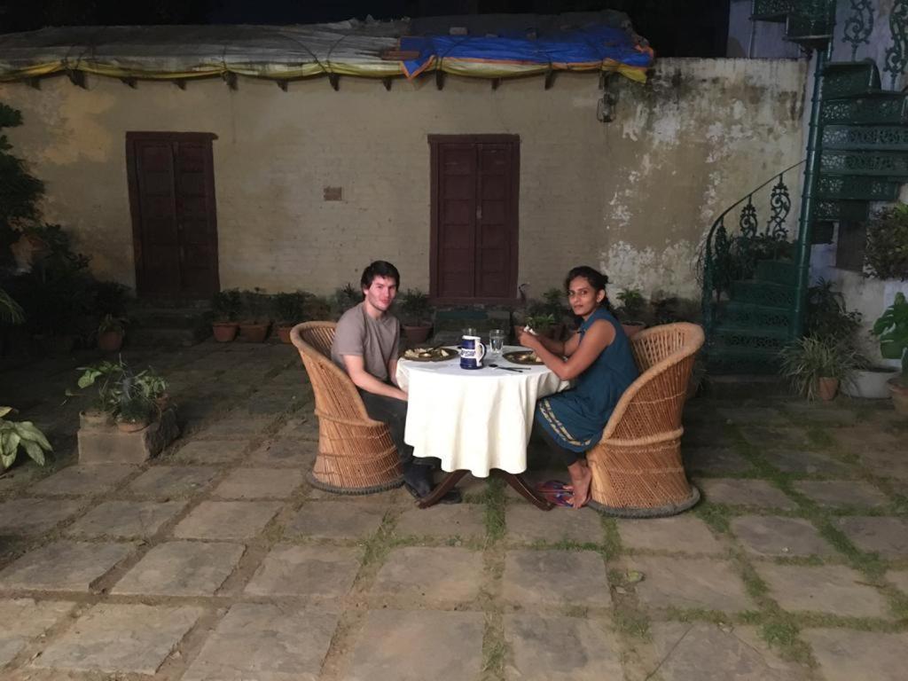 Panchkote Raj Ganges Bed & Breakfast Varanasi Bagian luar foto